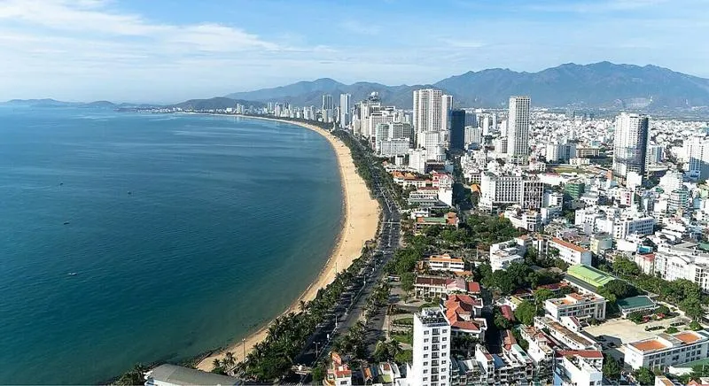 Lợi ích và rủi ro khi đầu tư bất động sản nghỉ dưỡng ven biển
