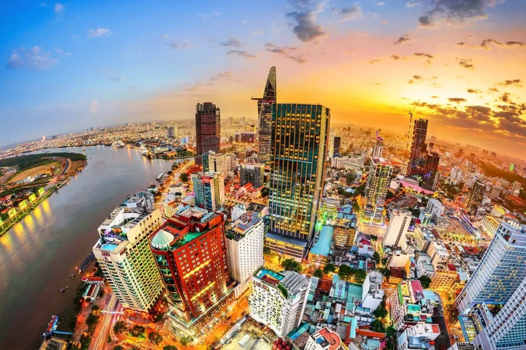 Lời khuyên cho bạn: "Kim chỉ nam" khi tham gia thị trường bất động sản 2025
